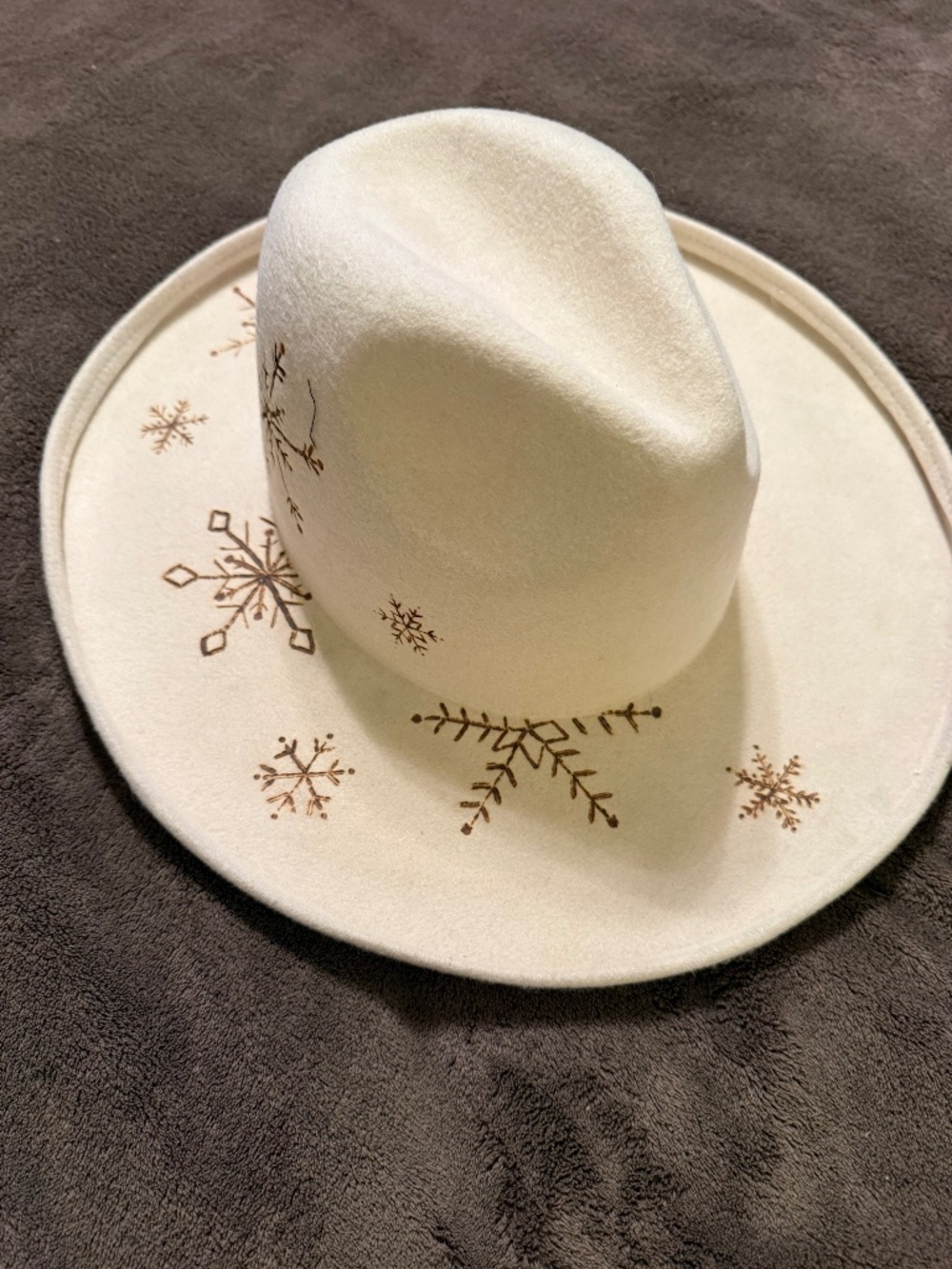 Custom Pyrography Gigi Pip Wool Hat